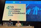 Ignorar el conocimiento, el trabajo en tu propia casa y mesa legislativa 