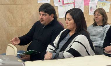 EL CONCEJO EN LOS BARRIOS SESIONÓ EN LA “ZONA 1”